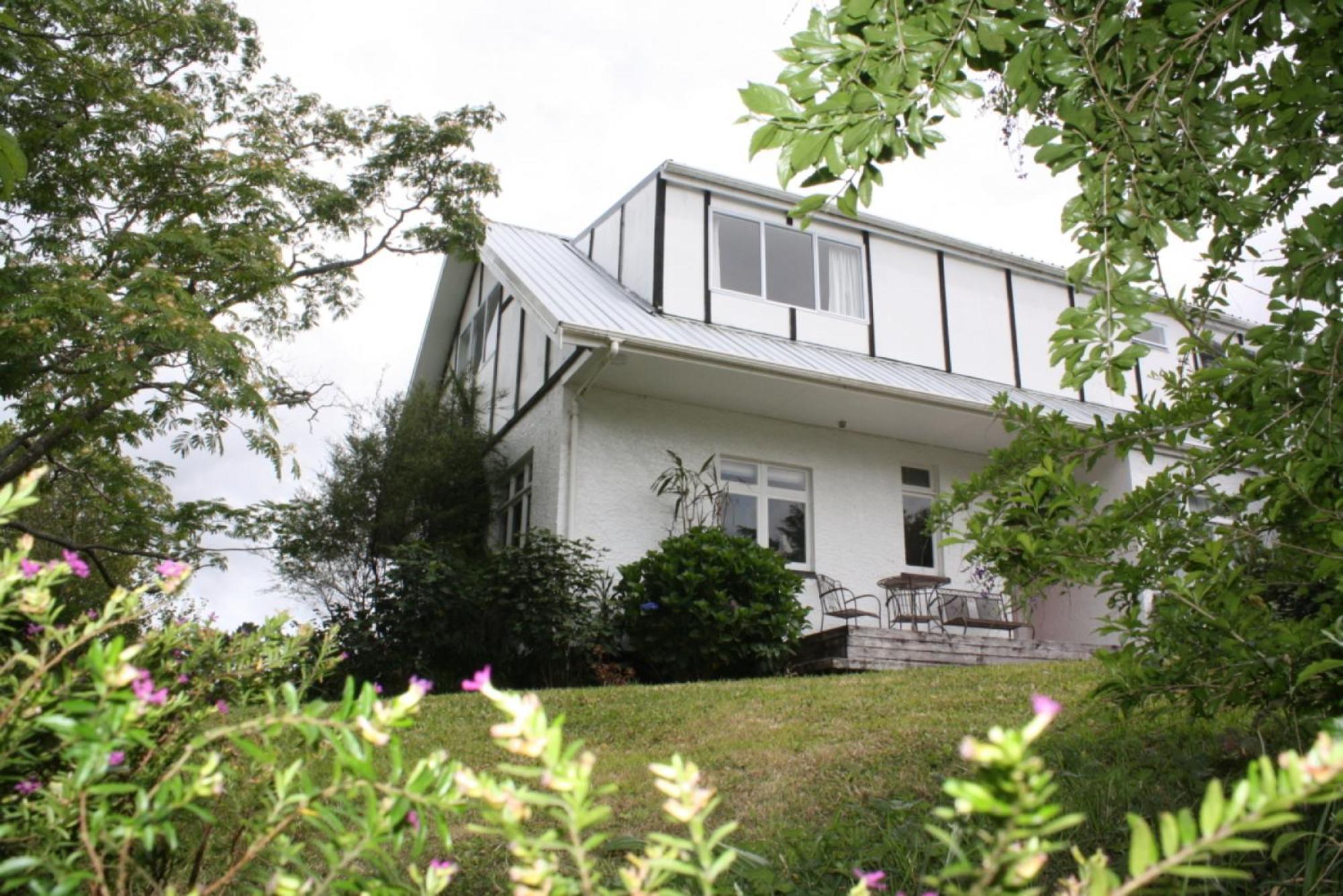 Purple Hen Country Lodge Katikati Exterior photo